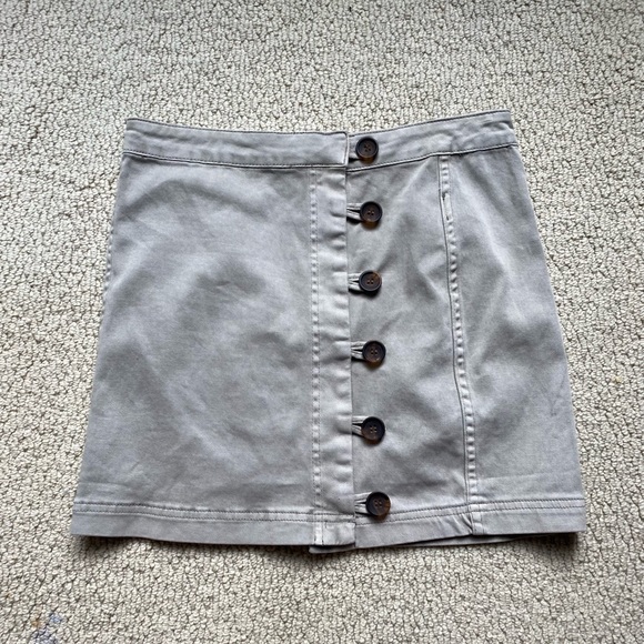 Size medium skirt - Picture 4 of 4